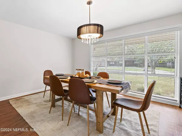 7235 TONGA DR, Jacksonville, FL 32216