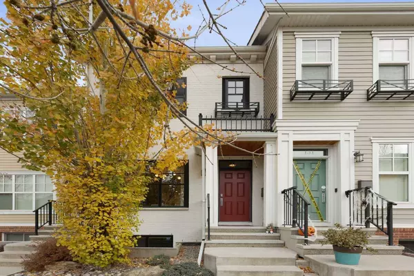 153 Burma Star RD SW, Calgary, AB T3E 7Y4