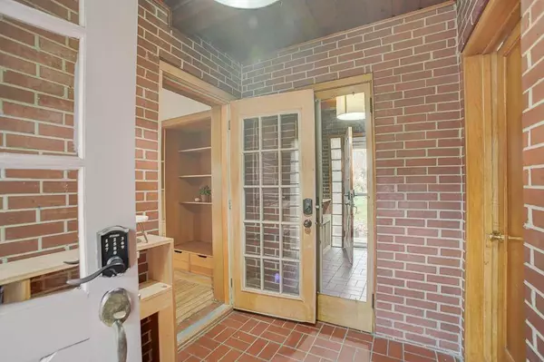 1035 Saint Croix AVE W, Stillwater, MN 55082