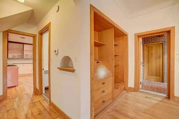 1035 Saint Croix AVE W, Stillwater, MN 55082