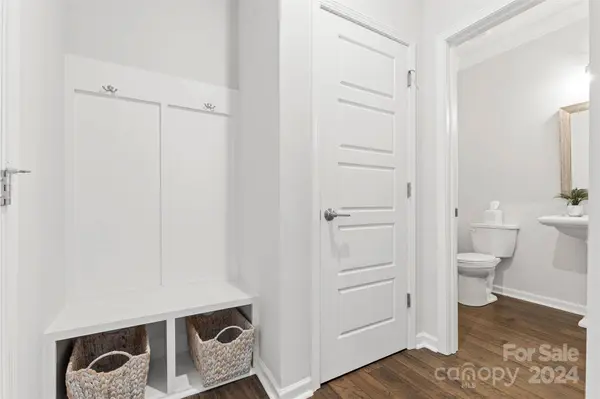 128 A Berkeley AVE, Mooresville, NC 28117