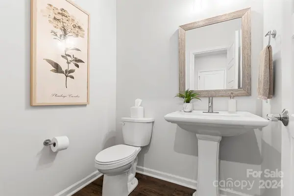 128 A Berkeley AVE, Mooresville, NC 28117