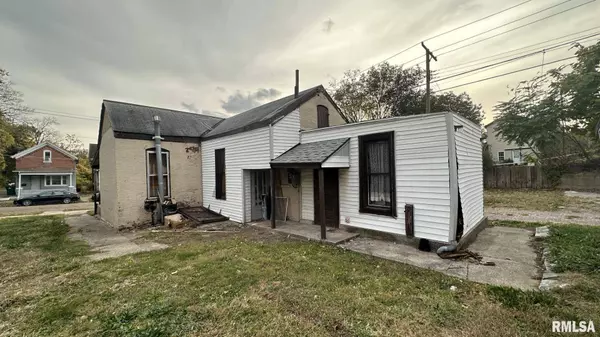 519 COLLEGE AVE, Quincy, IL 62301