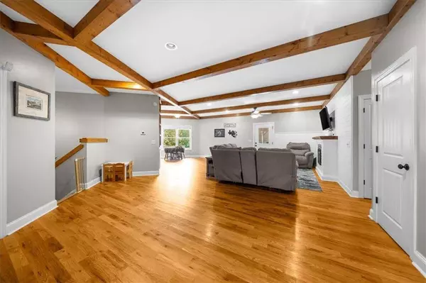 1174 Gardner Spring RD SE, Adairsville, GA 30103