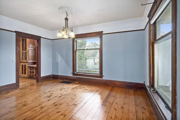 233 N Grand Street, Fowlerville, MI 48836