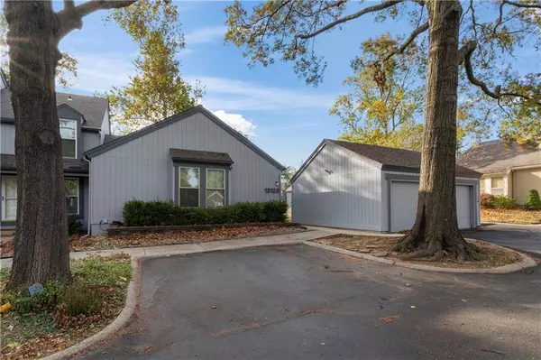 12123 W 79TH TER, Lenexa, KS 66215