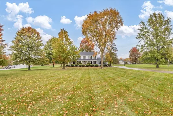 3181 Ridgewood RD, Medina, OH 44256