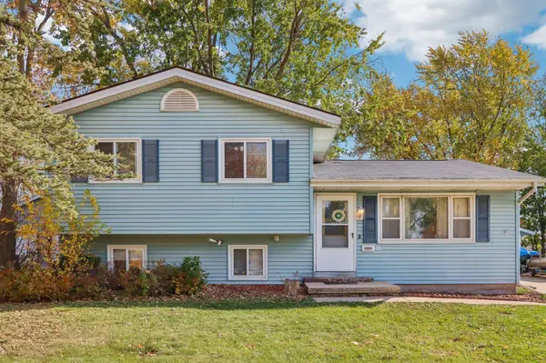 1004 Lewellen Street, Marshall, WI 53559