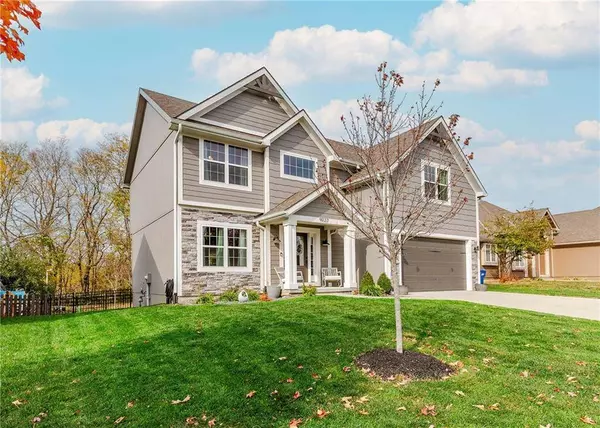 9037 SW 10th ST, Lee's Summit, MO 64064