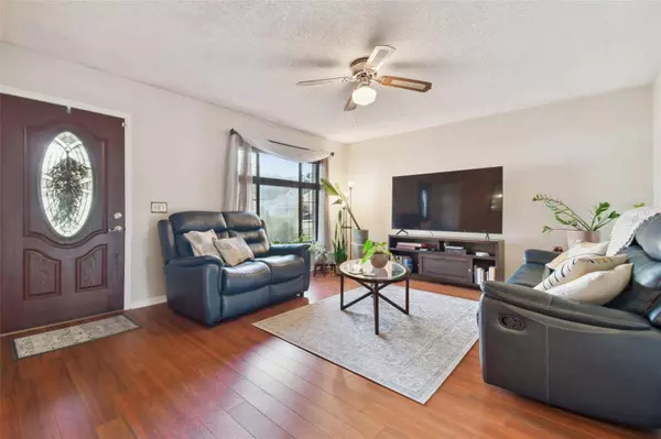 16203 SAWGRASS CIR, Tampa, FL 33624