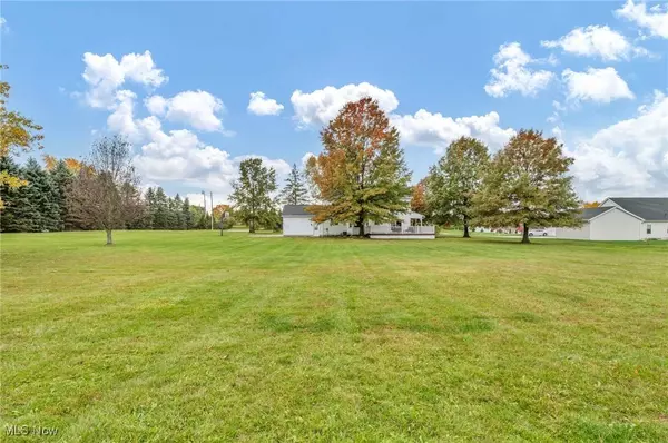 3181 Ridgewood RD, Medina, OH 44256