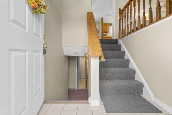 62 Mount Pleasant Street, Derby, CT 06418