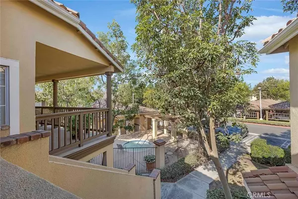 232 Gallery WAY, Tustin, CA 92782