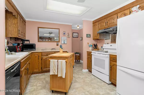 4757 Oakwood DR, Battleboro, NC 27809