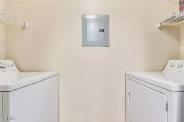 7147 S Durango Drive #304, Las Vegas, NV 89113