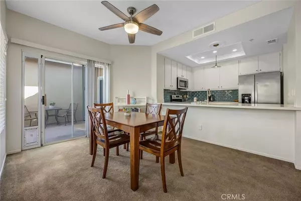 232 Gallery WAY, Tustin, CA 92782