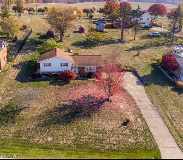 69899 The Meadows, St. Clairsville, OH 43950