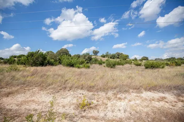 1584 Hidden Oaks Trail, Glen Rose, TX 76690