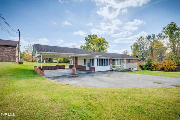 125 Post Oak DR, Kingsport, TN 37663