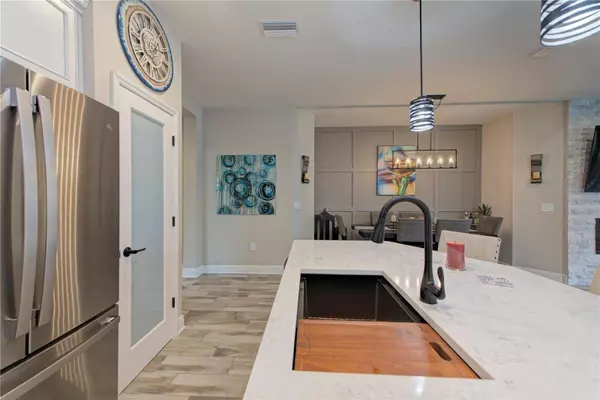 228 SAREZZO CIR, Nokomis, FL 34275