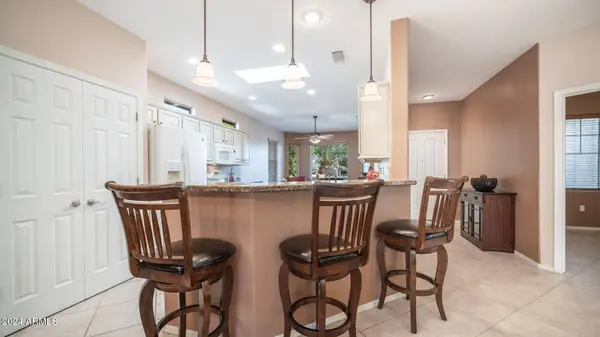 19784 N LOS ALTOS Way, Surprise, AZ 85374