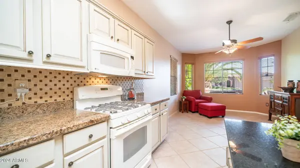 19784 N LOS ALTOS Way, Surprise, AZ 85374