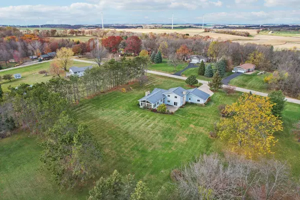 7195 Hickory Run, Waunakee, WI 53597