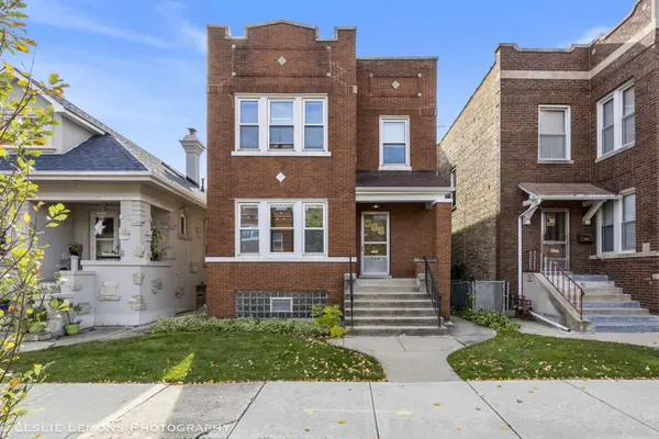 5229 W Newport Avenue, Chicago, IL 60641