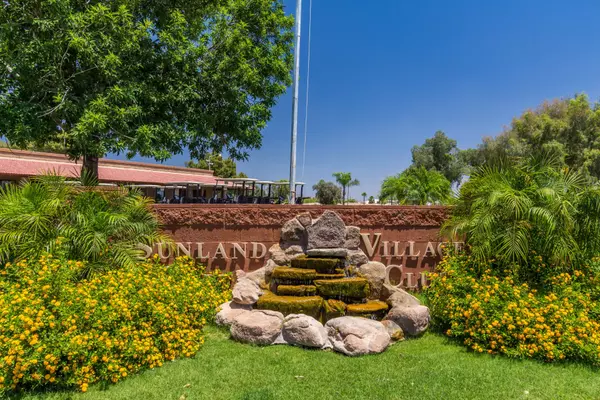 Sunland Village Club