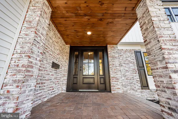 616 GLEN CT, Blackwood, NJ 08012