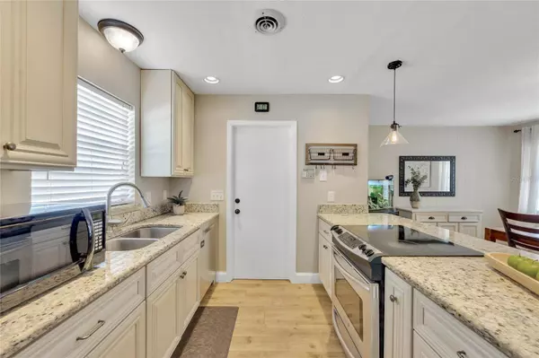 5318 POINSETTA AVE, Winter Park, FL 32792