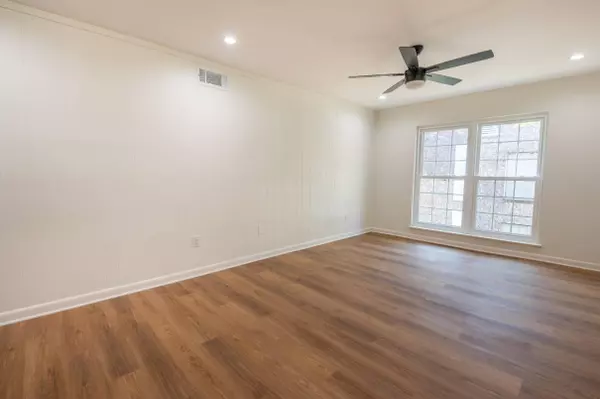 650 Cornell St #D-61, Charleston, SC 29407