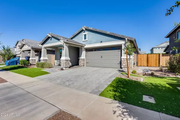 7540 E OSAGE Avenue, Mesa, AZ 85212