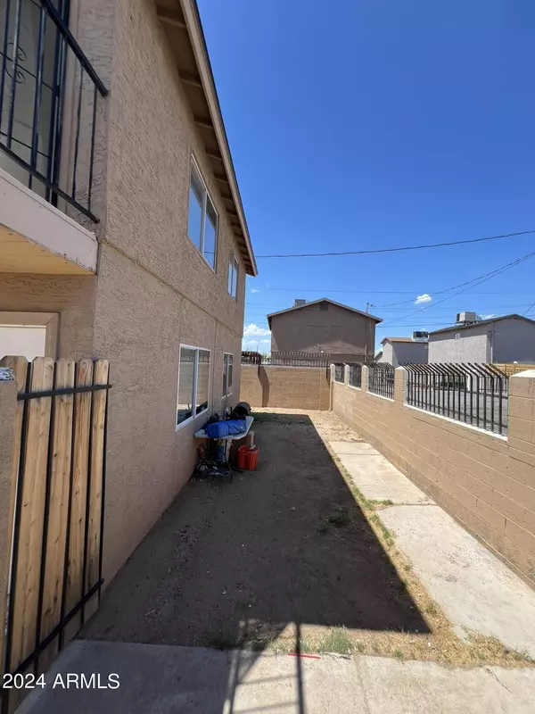 1444 S 13TH Avenue, Phoenix, AZ 85007