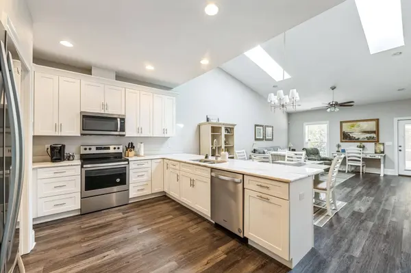 1569 Miccosukee Loop, Tallahassee, FL 32308