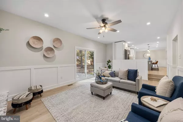 616 GLEN CT, Blackwood, NJ 08012