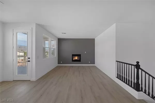 8604 Vivid Violet Avenue, Las Vegas, NV 89143