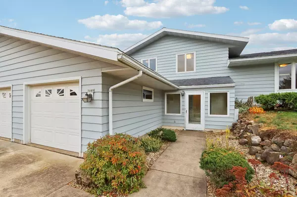 7195 Hickory Run, Waunakee, WI 53597