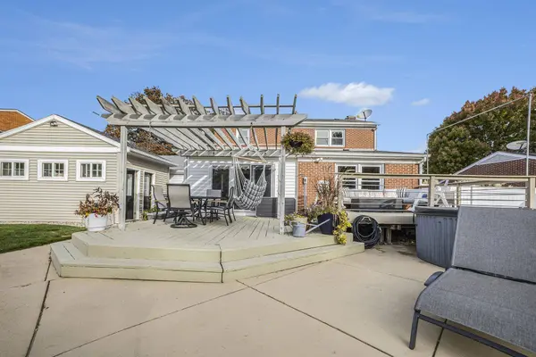 1900 Eastbrook SE Street, Grand Rapids, MI 49508