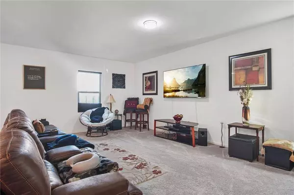 136 Knightsbridge LN, Winder, GA 30680