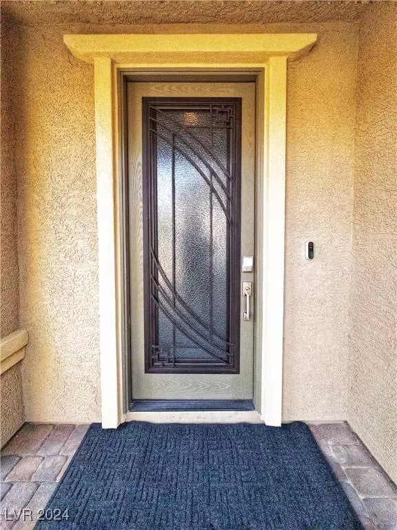 10137 Skye Saddle Avenue, Las Vegas, NV 89166