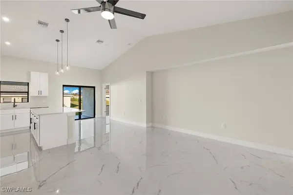 1576-1578 Gretchen AVE S, Lehigh Acres, FL 33973