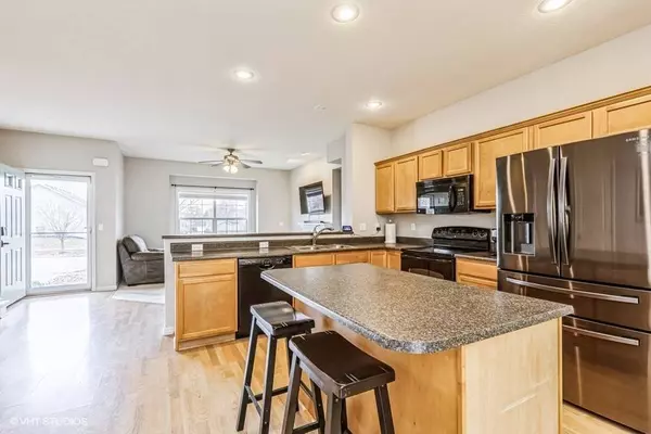 4217 E 48th Street, Des Moines, IA 50317