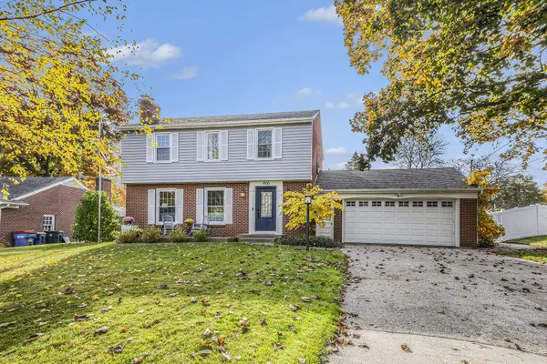 1900 Eastbrook SE Street, Grand Rapids, MI 49508