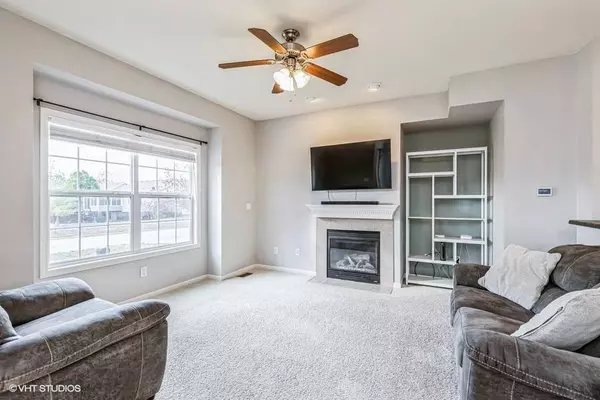 4217 E 48th Street, Des Moines, IA 50317