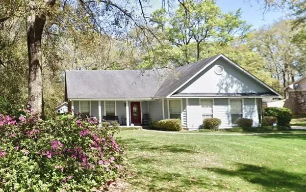 7100 Huntington CT, Mobile, AL 36619