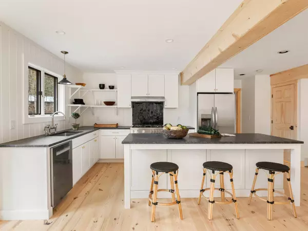 290 Bart's Hill RD, Killington, VT 05751