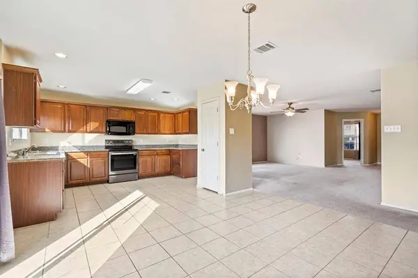 8421 Shallow Creek Drive, Fort Worth, TX 76179