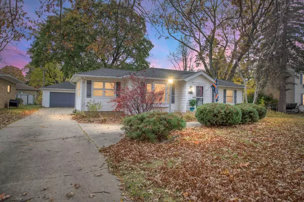 3819 Pinecrest RD, Rockford, IL 61107