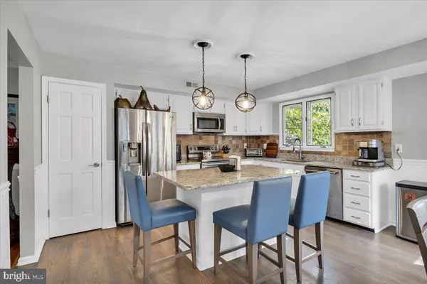 3 PROMENADE PL, Voorhees, NJ 08043